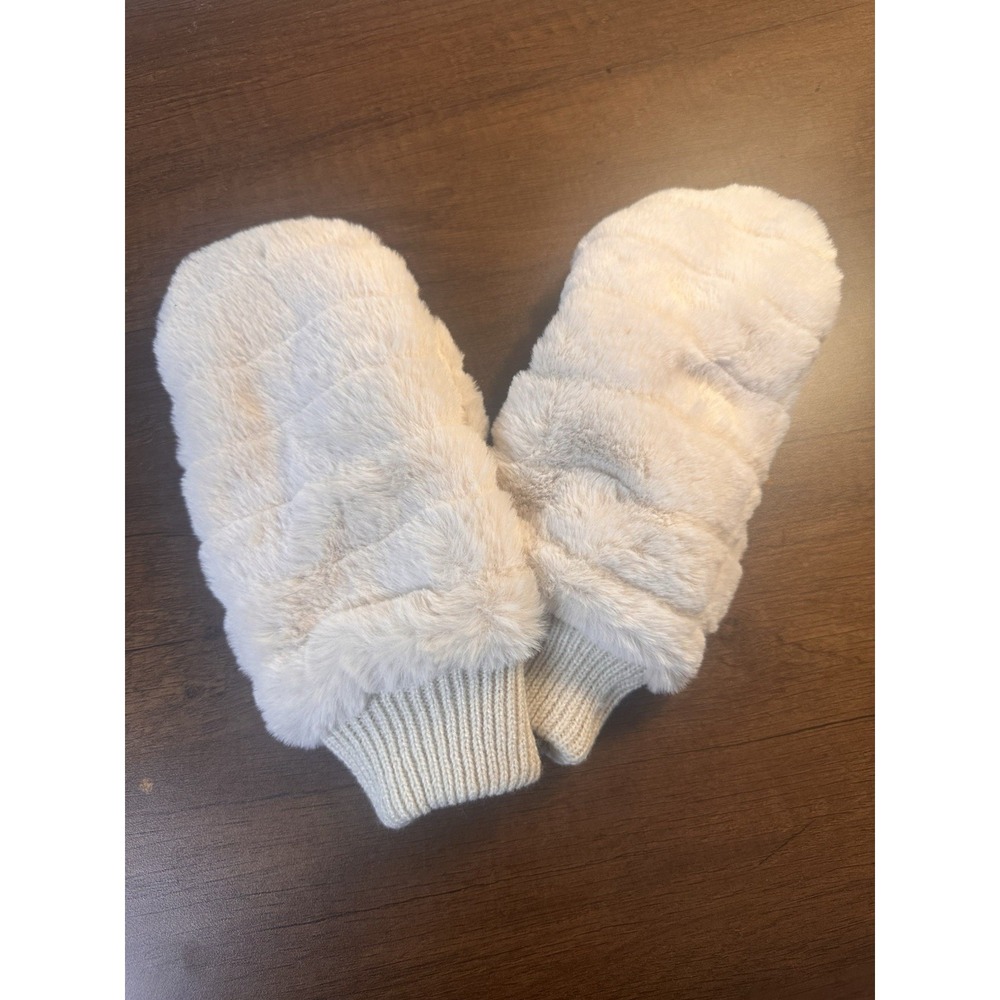 J Crew Faux Fur Mittens Cream One Size OS NWOT Cozy Winter Soft